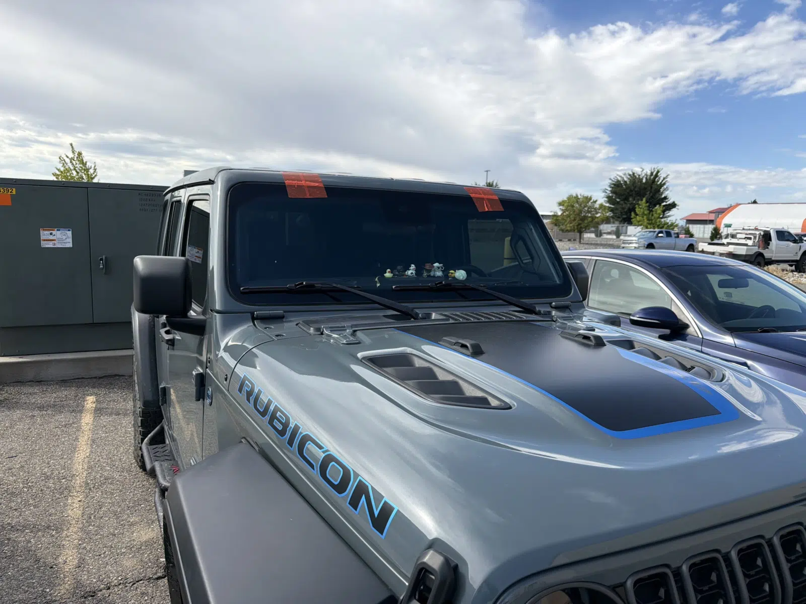 Fresh windshield installed on a gray Jeep Rubicon — A+ Glass LLC in Billings